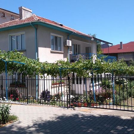 Песента На Морето ابزور المظهر الخارجي الصورة